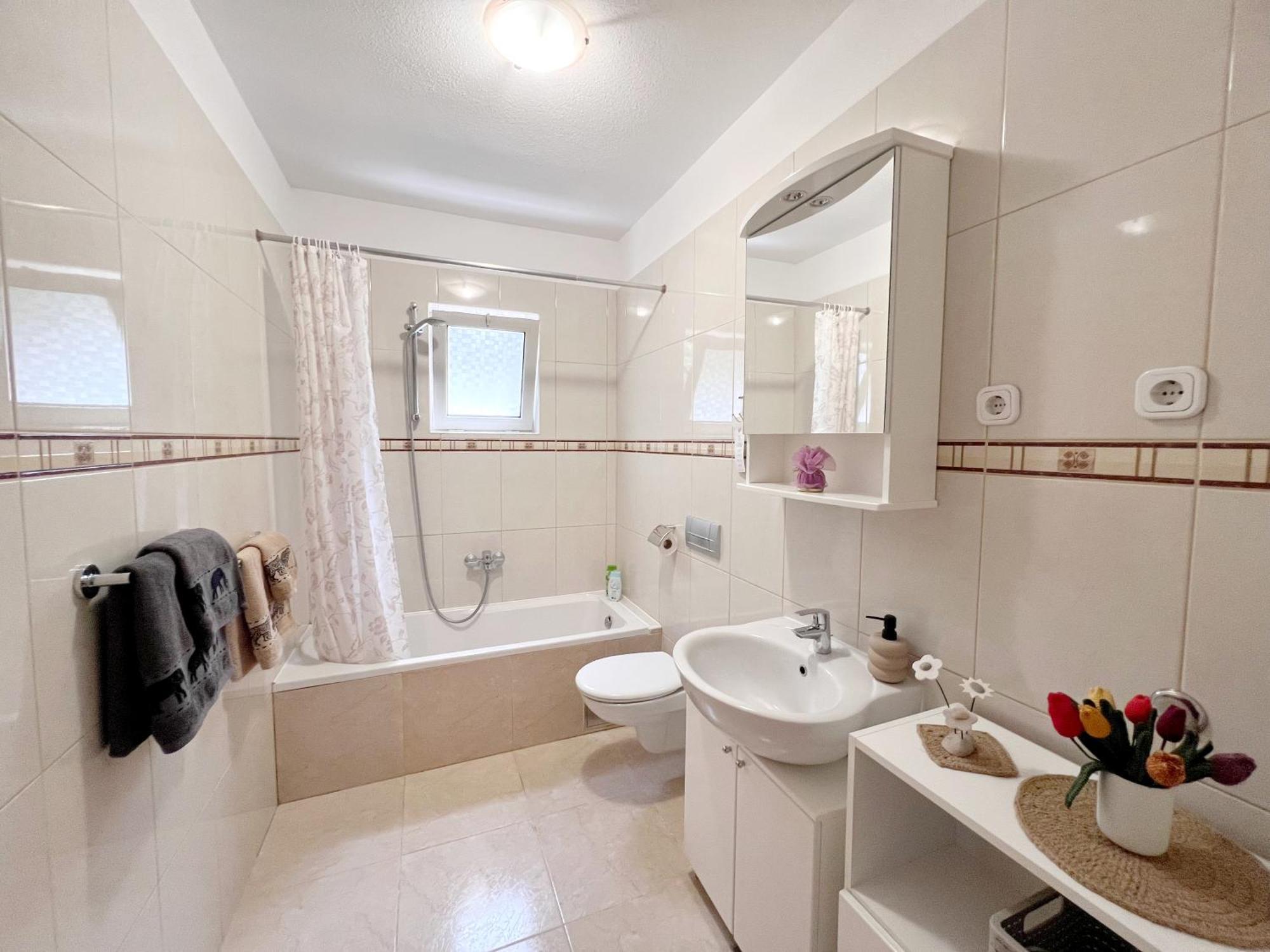 Room Tai - Spacious And Comfy With Private Terrace Хвар Экстерьер фото